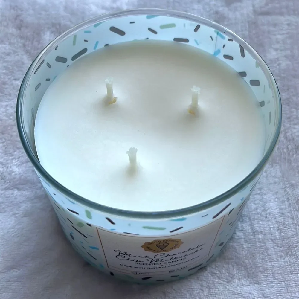 Bath & Body Works Mint Chocolate Chip Milkshake Candle
